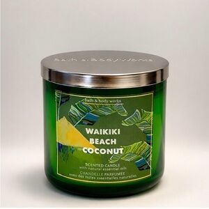 BNIB Bath & Body Works Waikiki Beach Coconut 3 Wick Candle